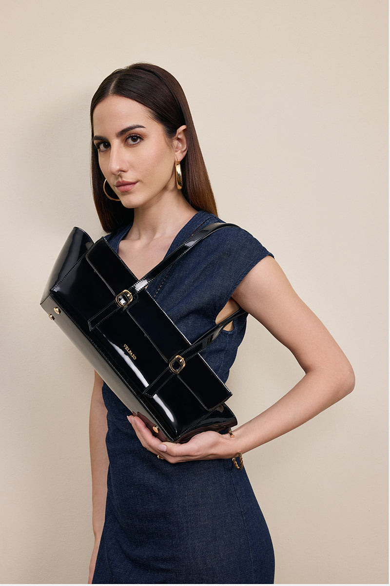Vel Vilistra Shoulder Bag