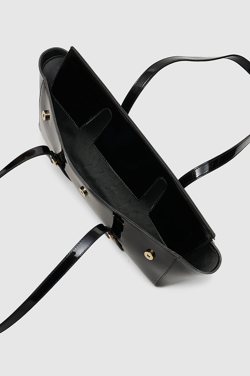 Vel Vilistra Shoulder Bag