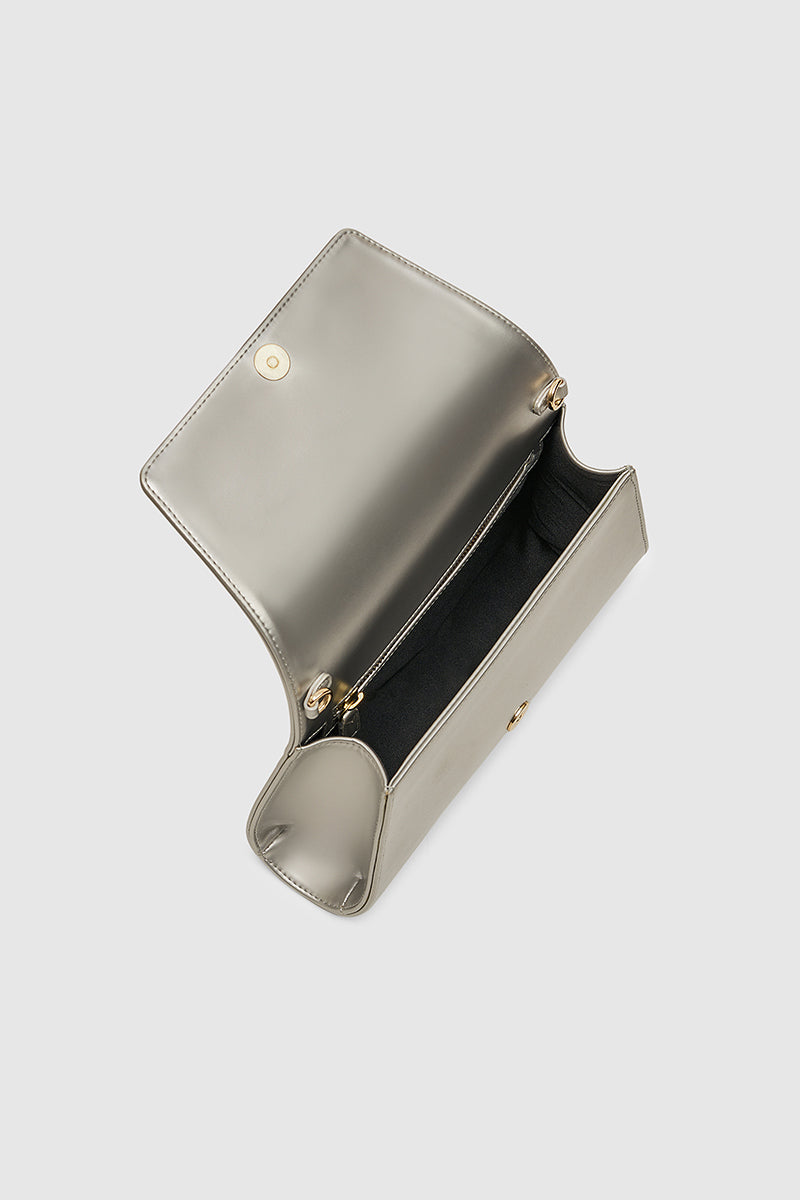 Zuveka Clutch