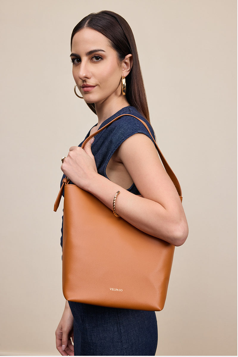 Miorvella Hobo Bag